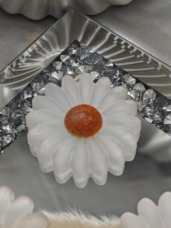 Marguerite Gypse fibreux ( Sélénite ) & Calcite – Image 2