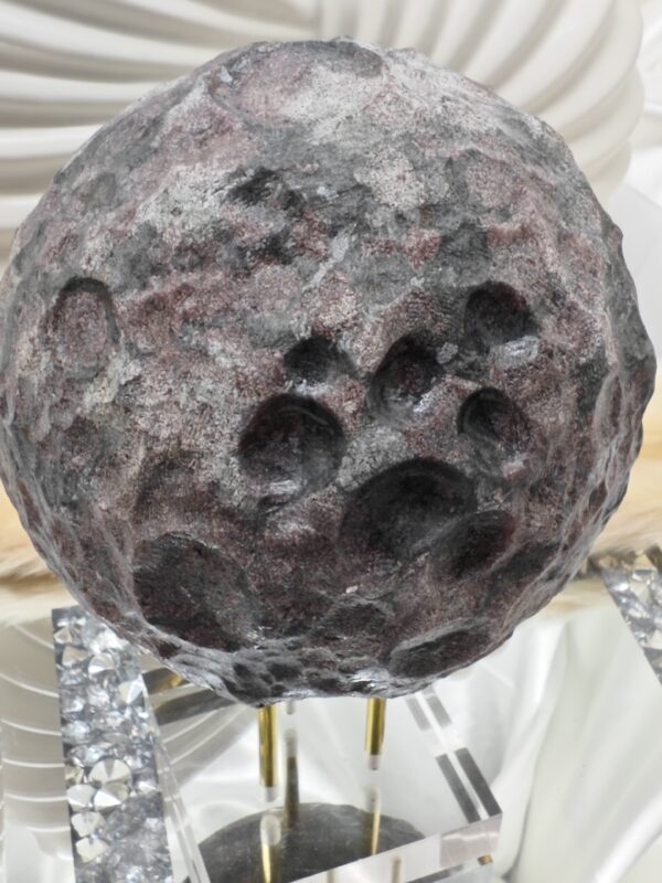 Sphère Eudialyte Brute